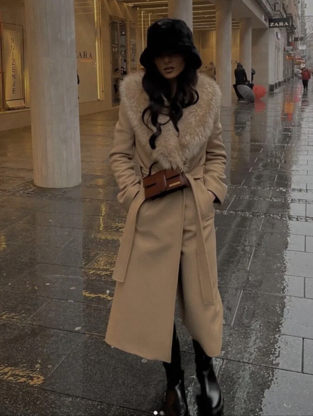 ZARA LONG PREMIUM WOOL BLEND COAT LIGHT TAN REMOVABLE FAUX FUR COLLAR. Medium